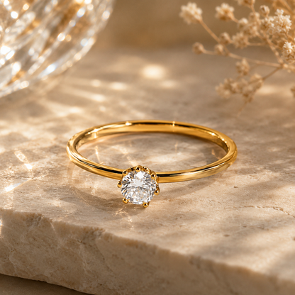Éclat Solitaire Ring
